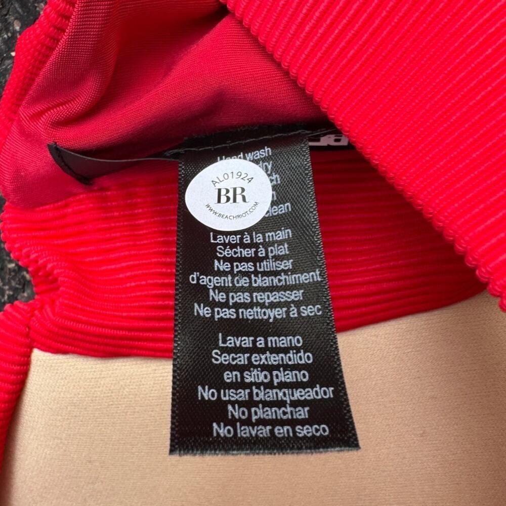 Beach Riot Red Knot Front Bikini Top - Picture 9 of 11